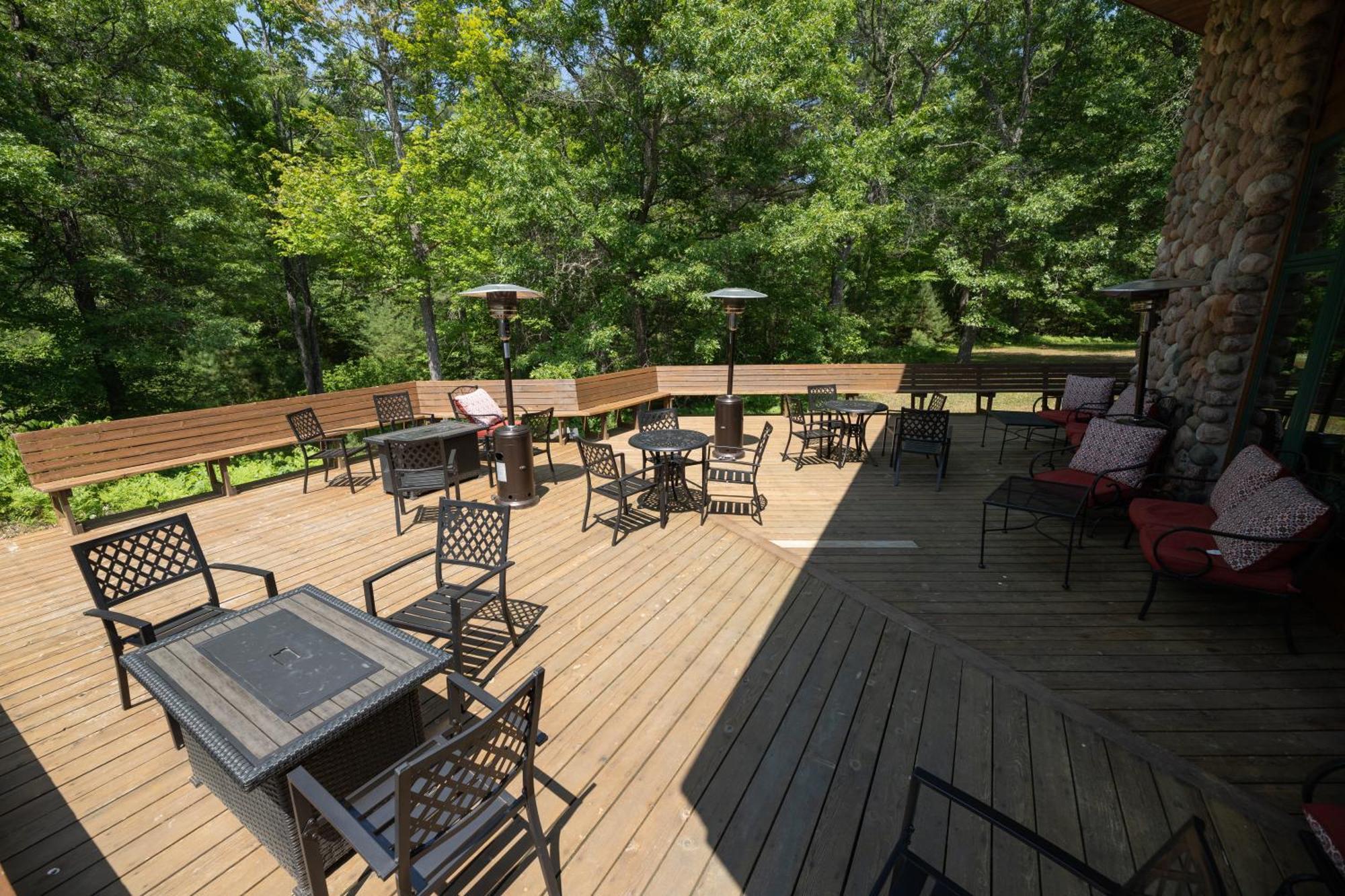 Whitetail Lodge Saint Germain Exterior foto